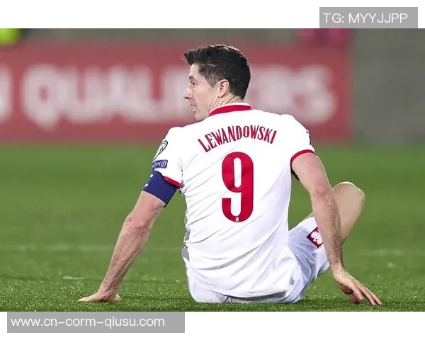 波兰媒体：莱万妻子常常共享跳交际舞的视频，引发了夫妻争持